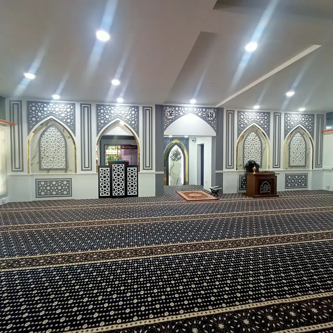 Dewan solat
